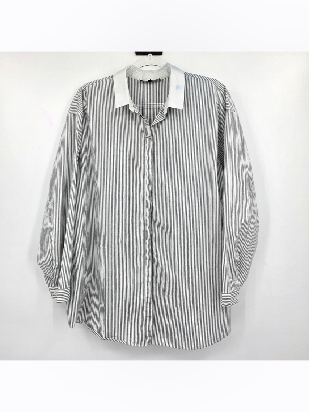 Lafayette 148 Long Sleeve Button Front Dress Shirt XL Gray White Pinstripe